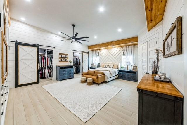 209 Horse Shoe Trail, Angleton, Texas image 10