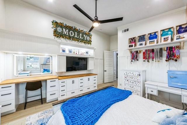 209 Horse Shoe Trail, Angleton, Texas image 16