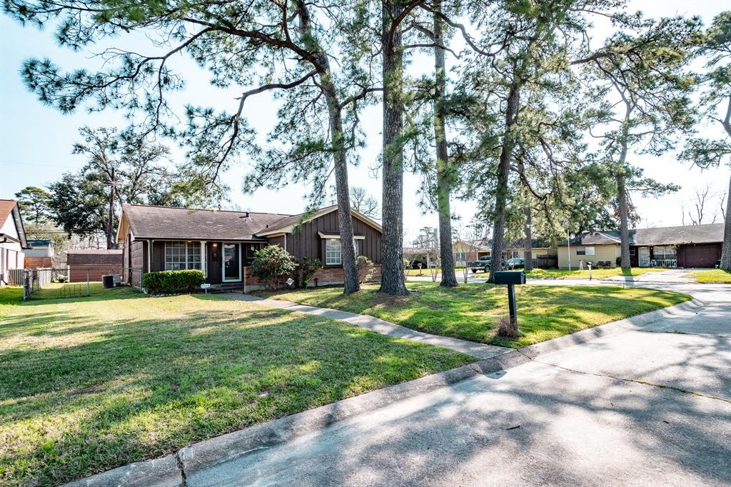 267 Brookview Street, Channelview, Texas image 3