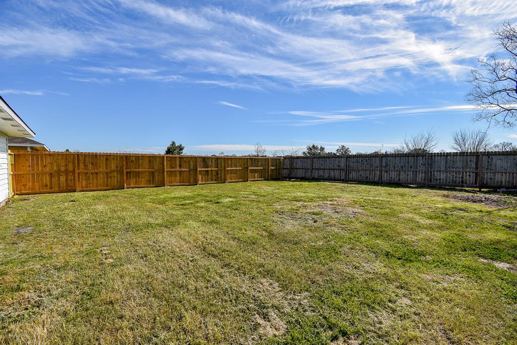 3523 Brook Shadow Drive, Brookshire, Texas image 31