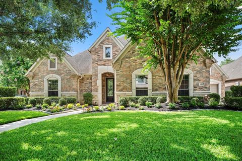 Single Family Residence in Spring TX 2403 Hendricks Lakes Drive.jpg