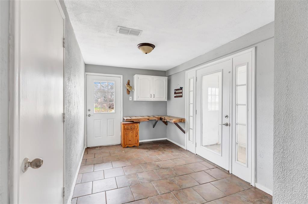 1305 County Road 2089, Liberty, Texas image 31