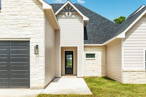 A home in Lake Jackson