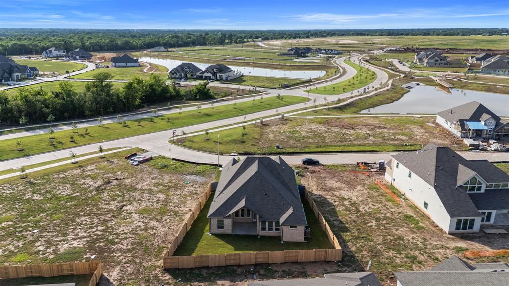 32451 Violet Dancer Court, Fulshear, Texas image 33