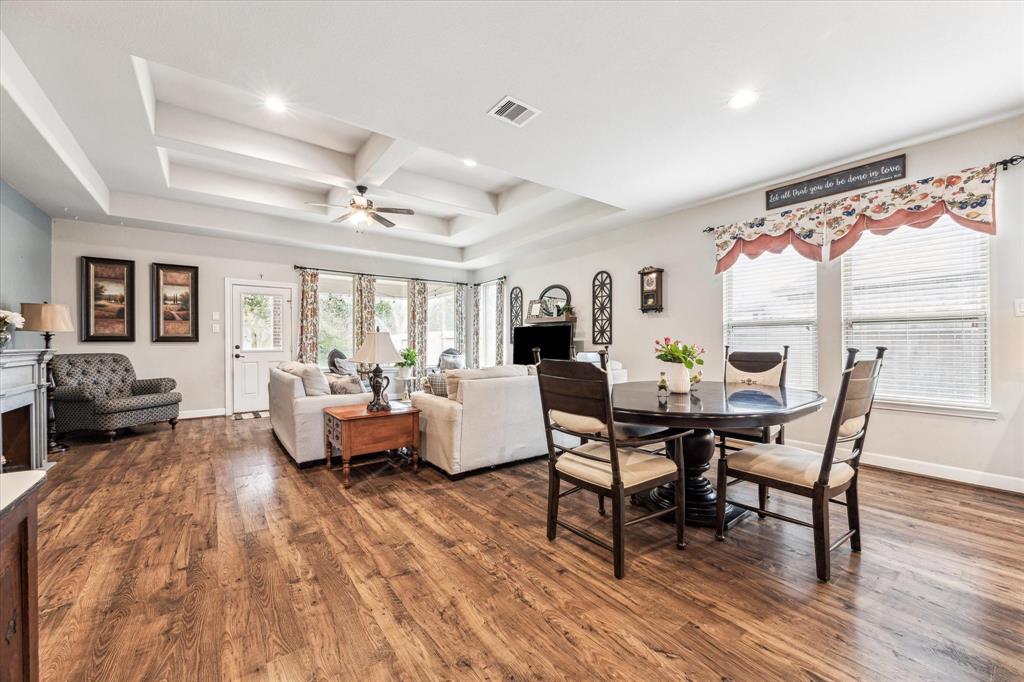 2807 Merlin Lane, Pearland, Texas image 12