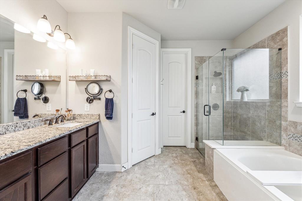 2807 Merlin Lane, Pearland, Texas image 17