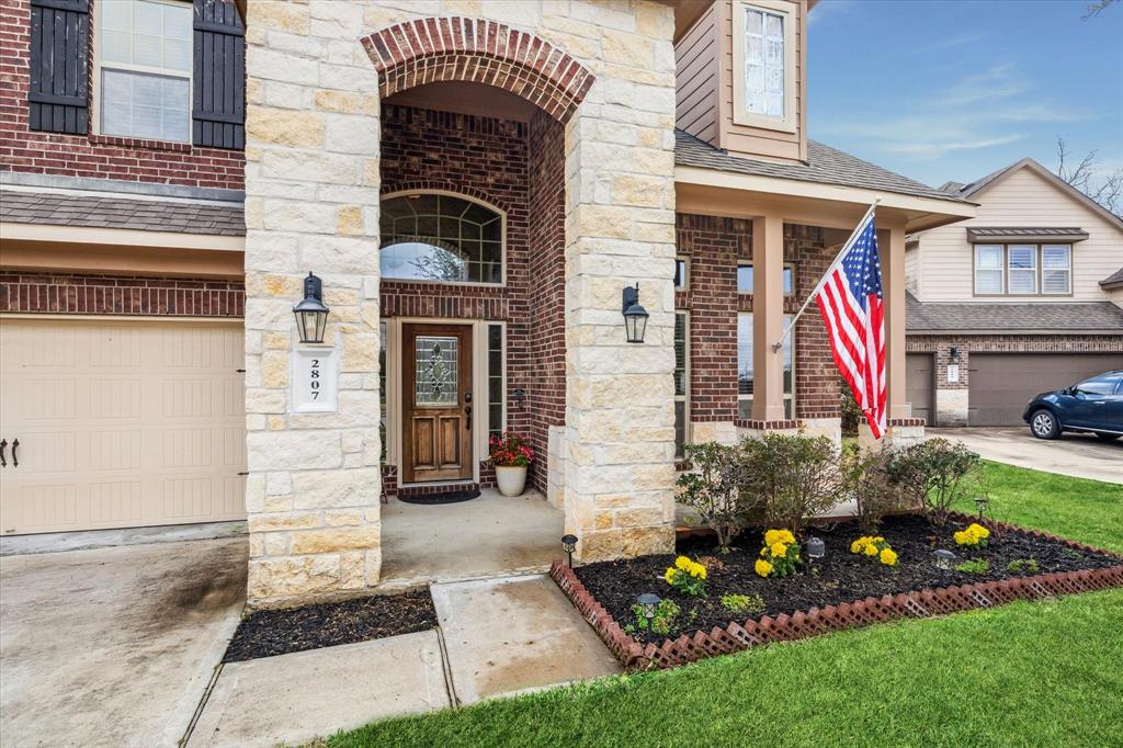 2807 Merlin Lane, Pearland, Texas image 4