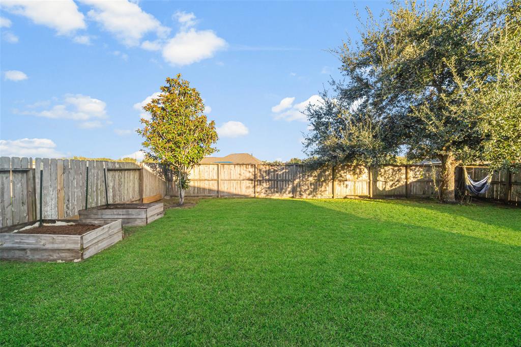 6705 Sequoia Creek Court, Dickinson, Texas image 20