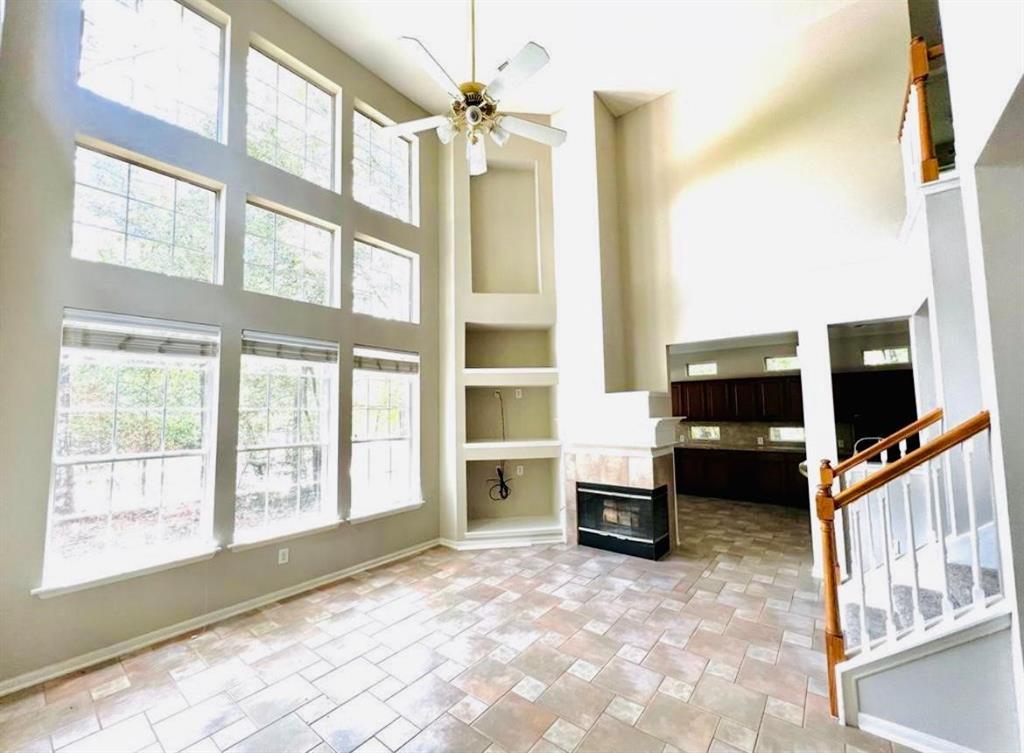 198 N Valley Oaks Circle, The Woodlands, Texas image 10