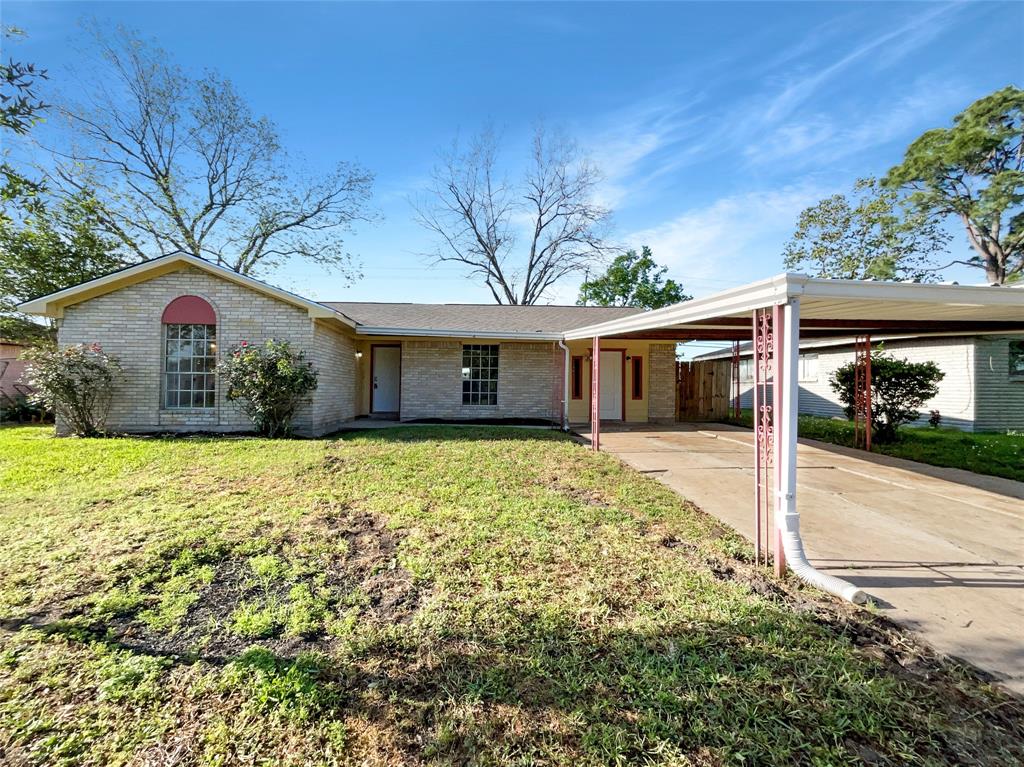 5206 Fairgreen Lane, Houston, Texas image 1
