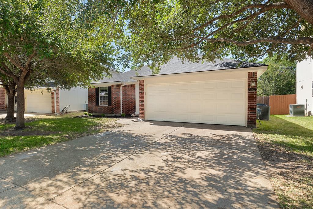 15302 Faircrest Court, College Station, Texas image 3