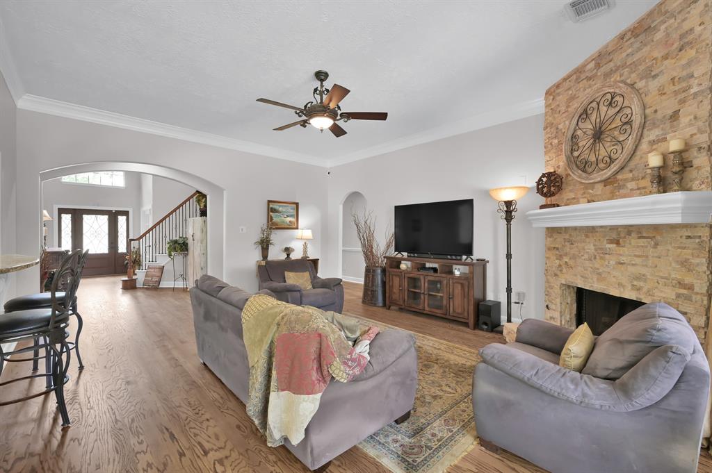 7 Newland Ct Ct, The Woodlands, Texas image 6