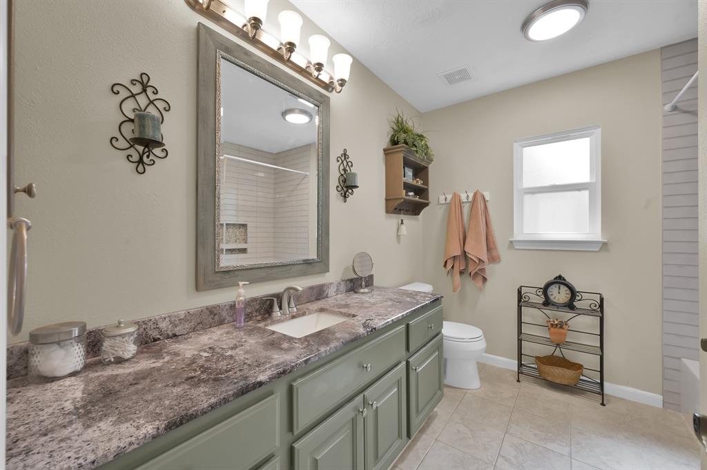 7 Newland Ct Ct, The Woodlands, Texas image 32