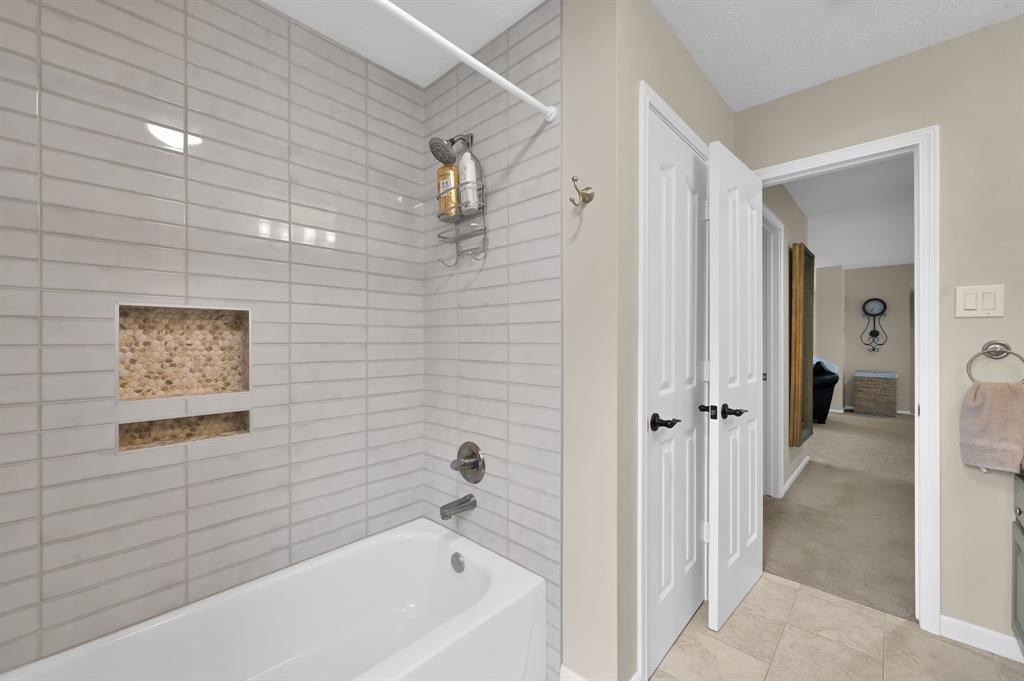 7 Newland Ct Ct, The Woodlands, Texas image 29