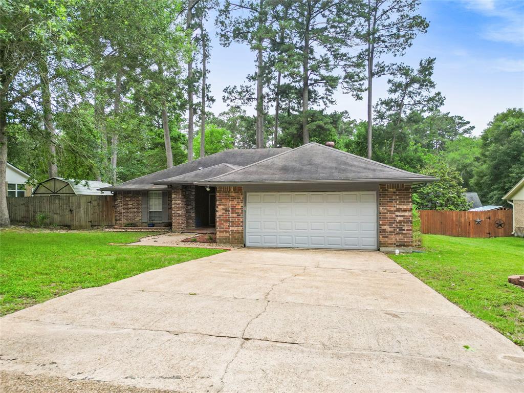3336 Thornwood Way, Huntsville, Texas image 2