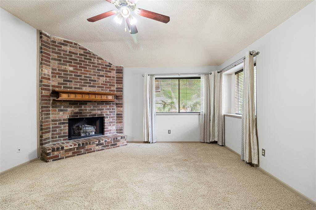 3336 Thornwood Way, Huntsville, Texas image 9