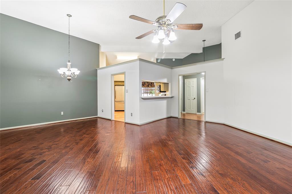 3336 Thornwood Way, Huntsville, Texas image 5