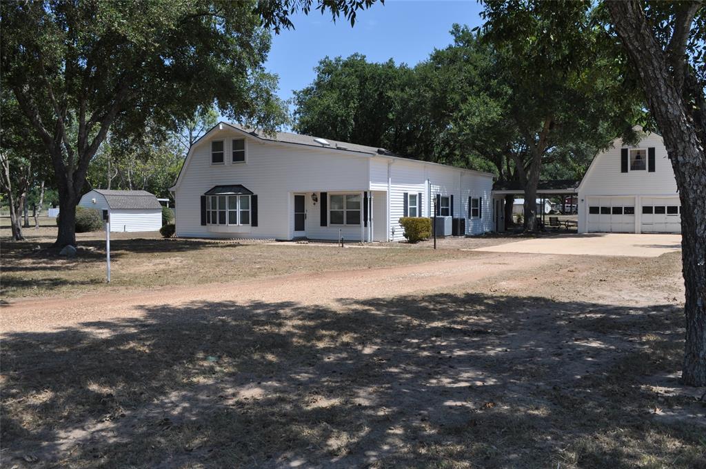 1713 Woody Lane, Sealy, Texas image 7