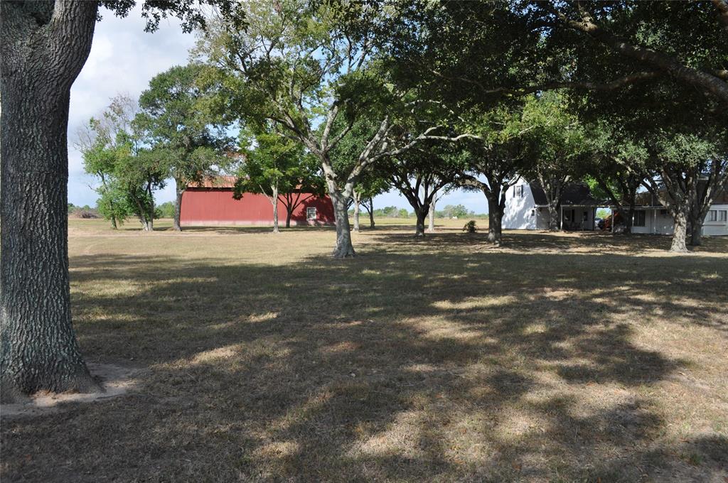 1713 Woody Lane, Sealy, Texas image 12