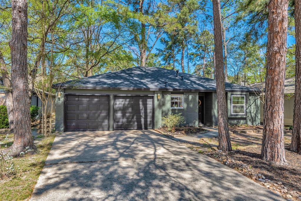 116 W White Willow Circle