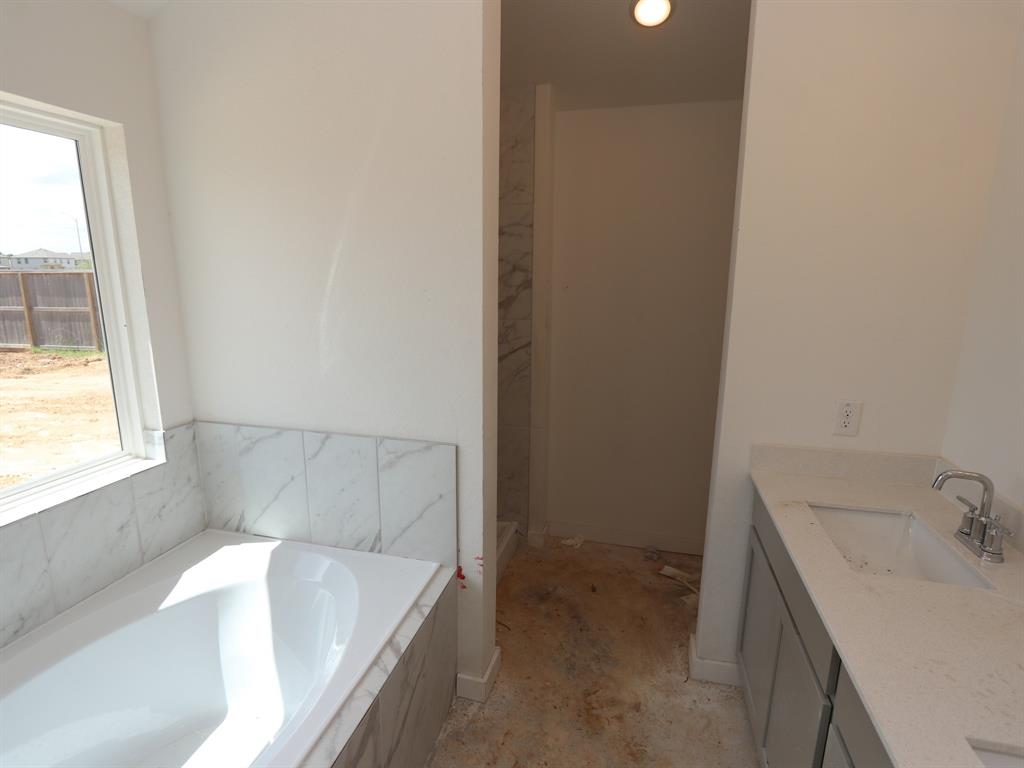 5041 Celestial Court