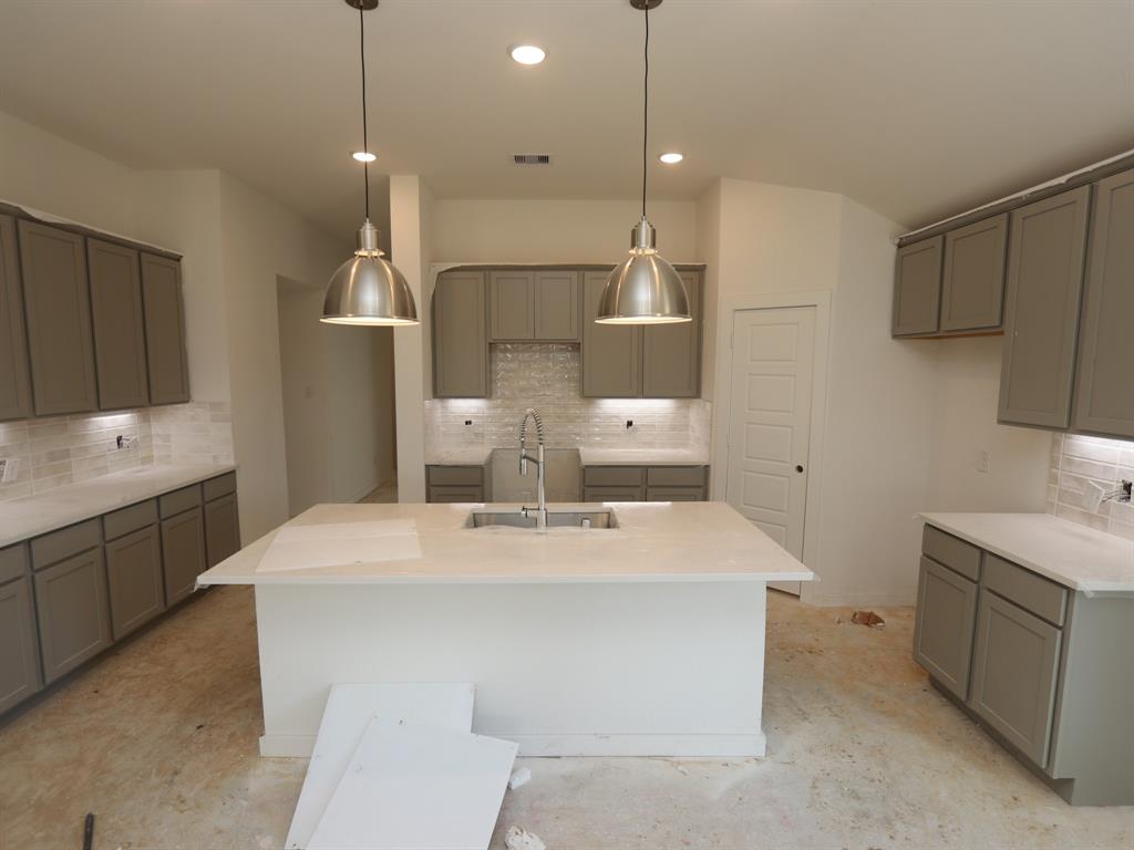 5041 Celestial Court