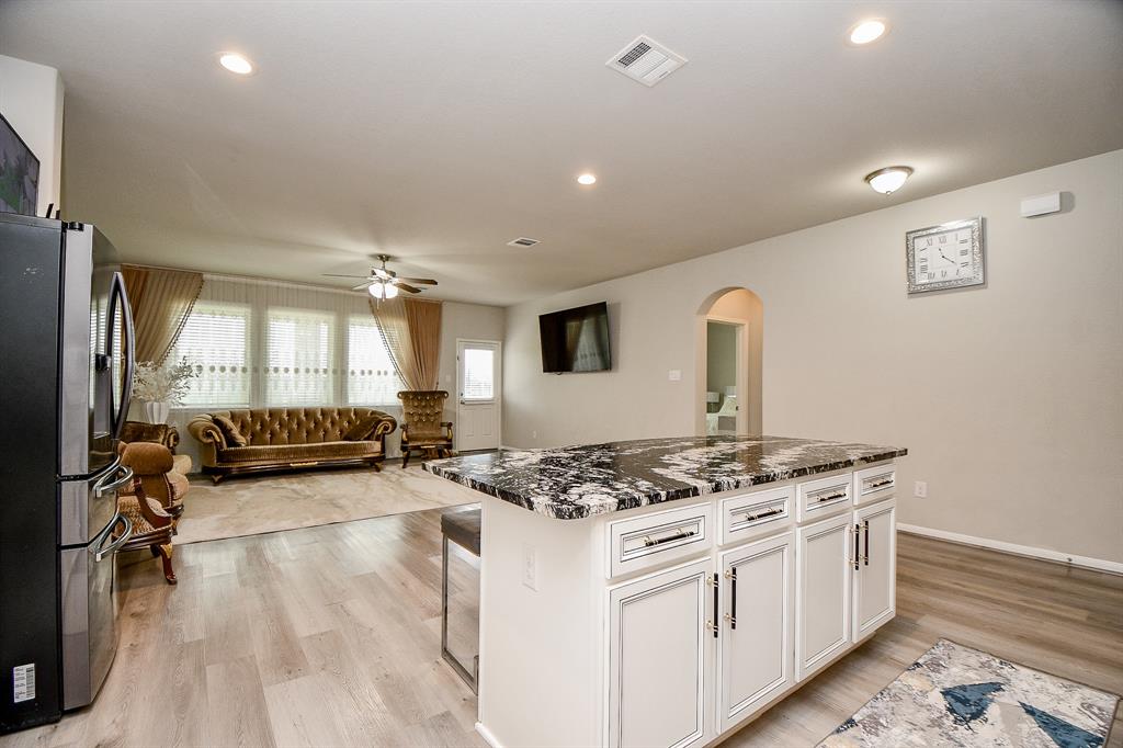 2707 Dry Creek Dr Dr, Missouri City, Texas image 10