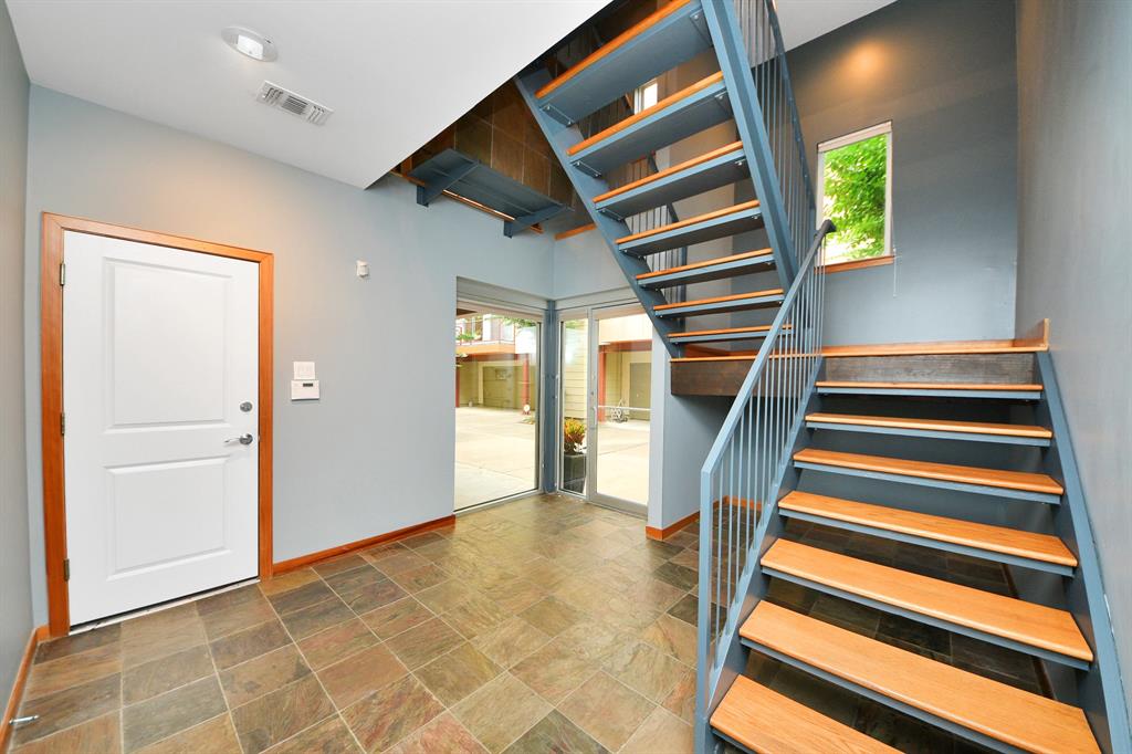 224 Willard Drive C