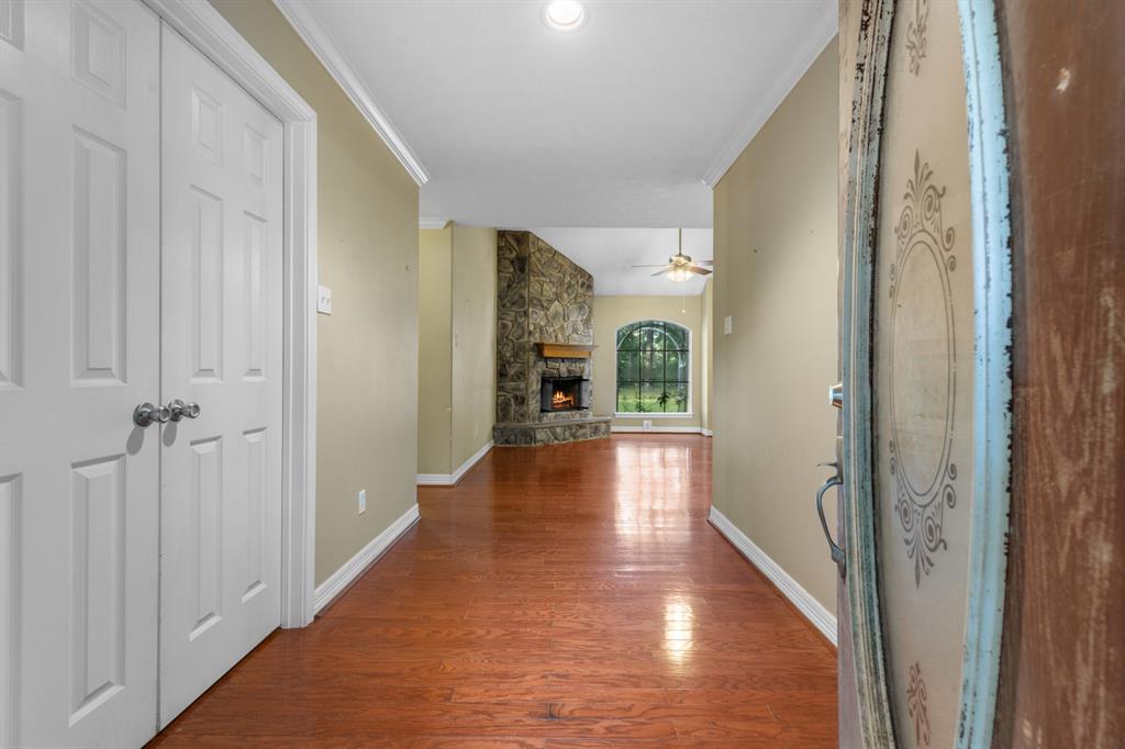 21894 Roberts Lane
