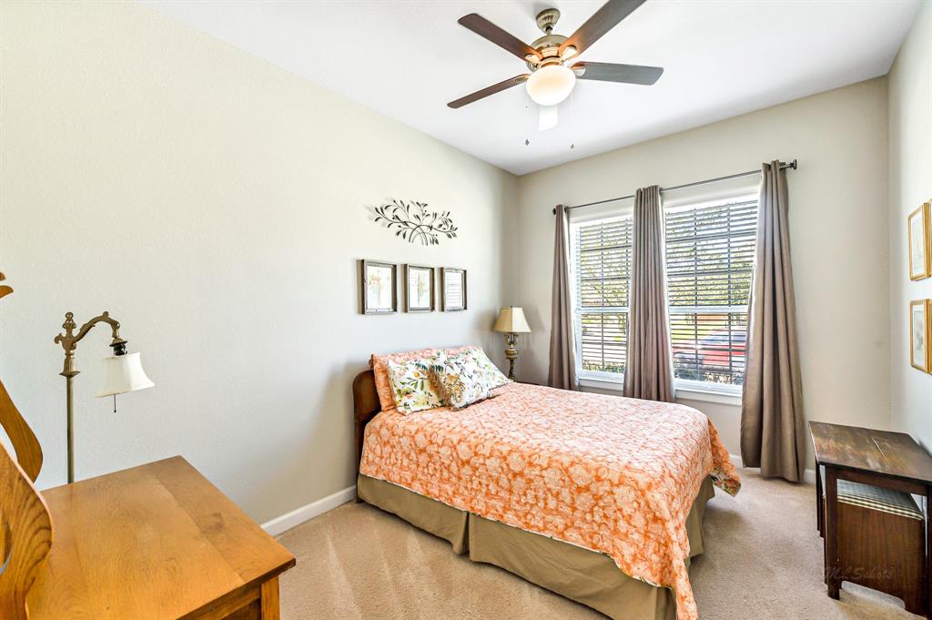 6431 Wolf Run Drive, Katy, Texas image 21