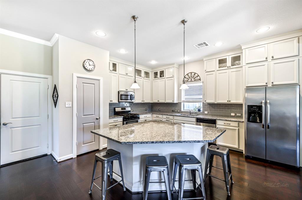 6431 Wolf Run Drive, Katy, Texas image 10