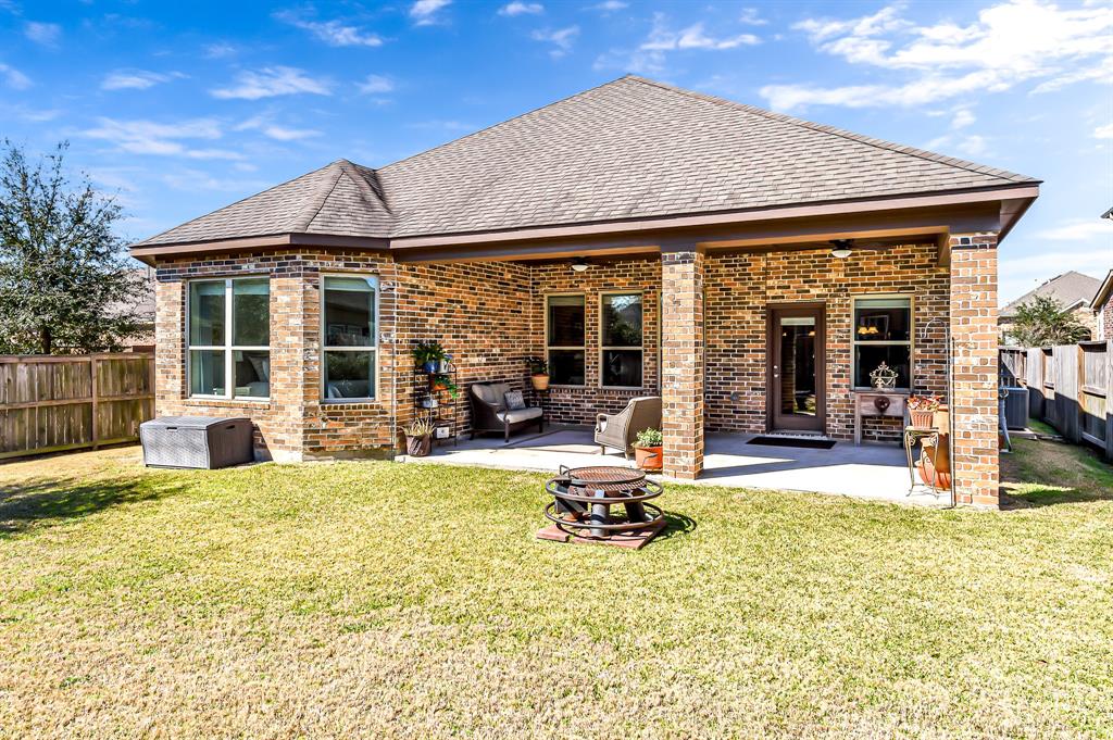 6431 Wolf Run Drive, Katy, Texas image 27