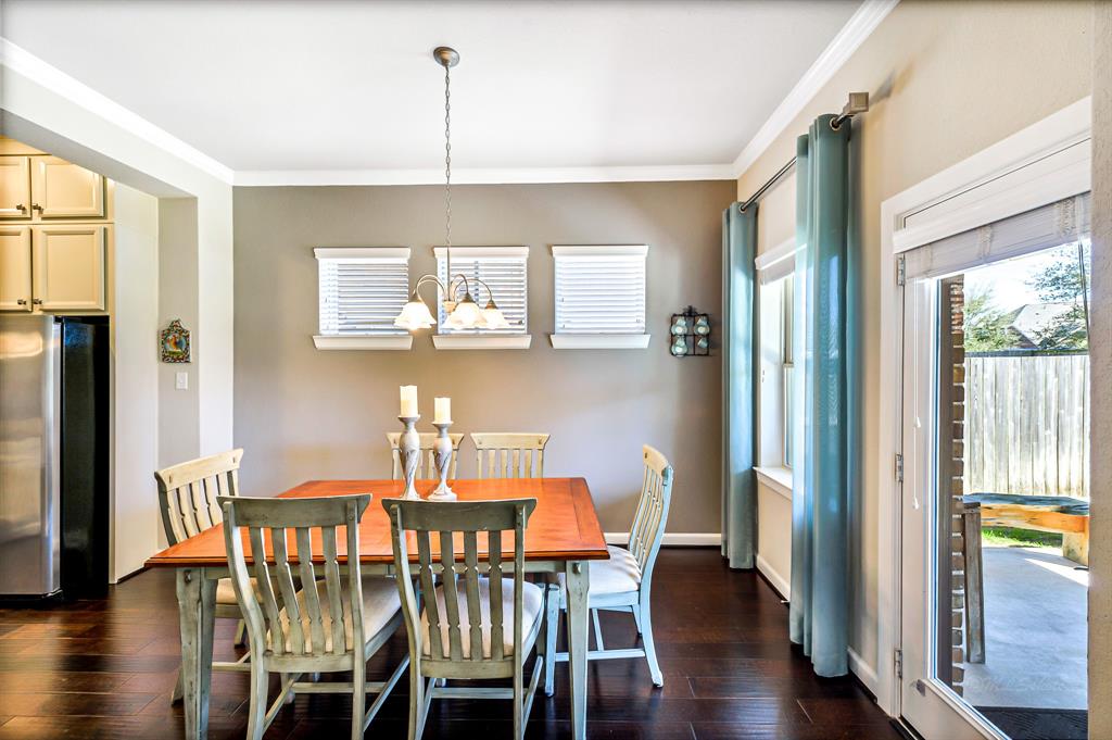 6431 Wolf Run Drive, Katy, Texas image 13