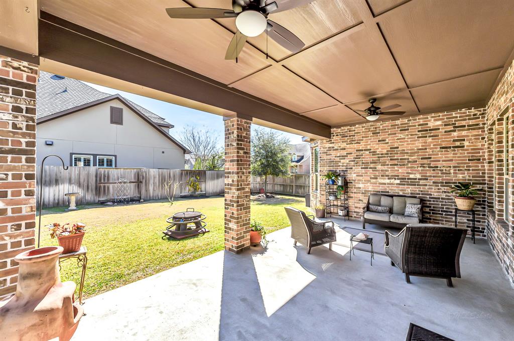 6431 Wolf Run Drive, Katy, Texas image 24