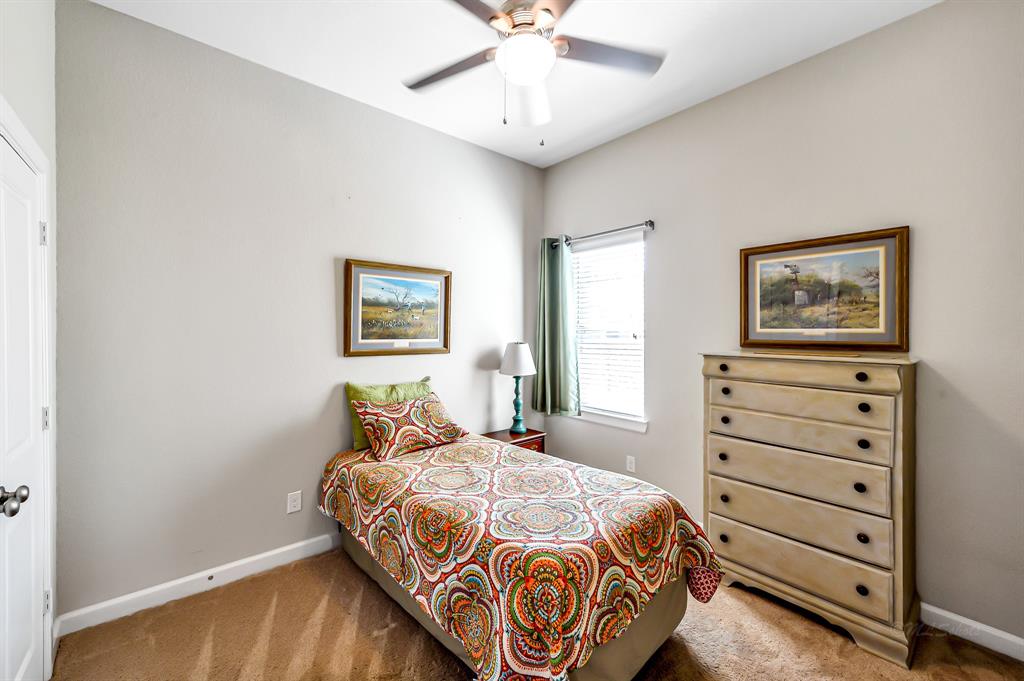 6431 Wolf Run Drive, Katy, Texas image 23