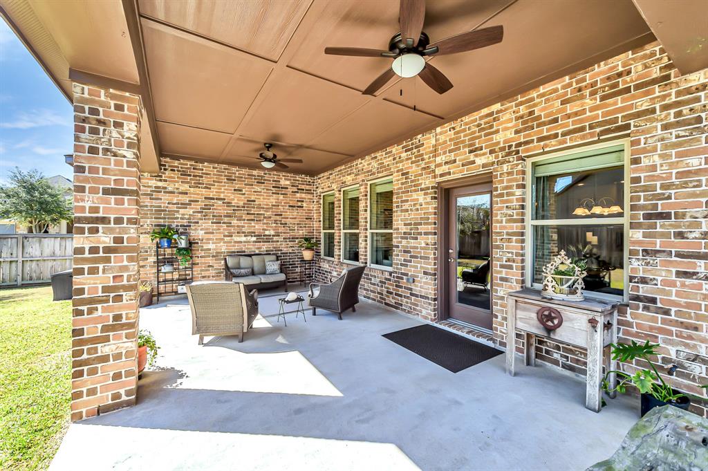 6431 Wolf Run Drive, Katy, Texas image 25