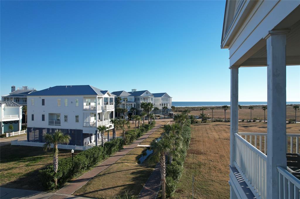 2502 Sunset Passage, Galveston, Texas image 2
