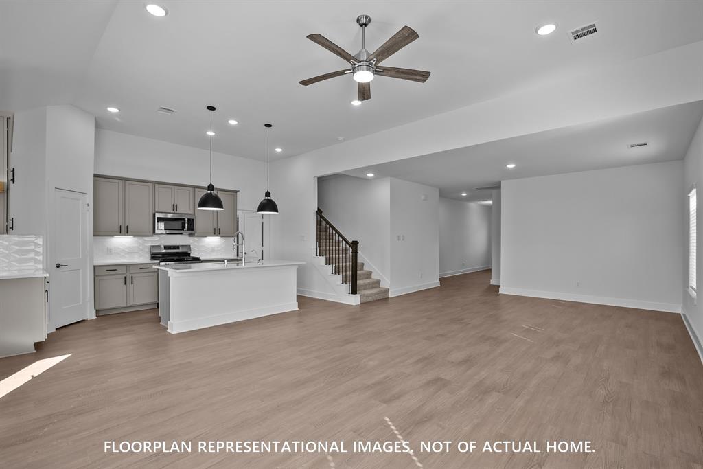 3601 Moraine Lake Drive, Santa Fe, Texas image 10