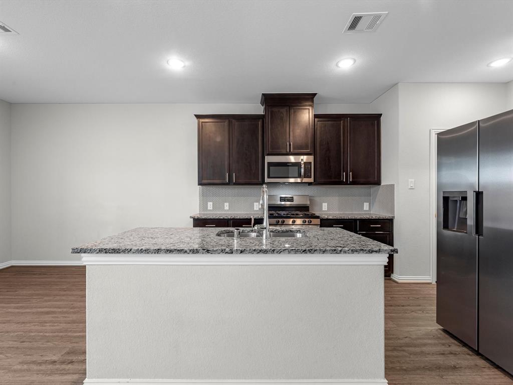7115 S Elgin Street, Pearland, Texas image 17