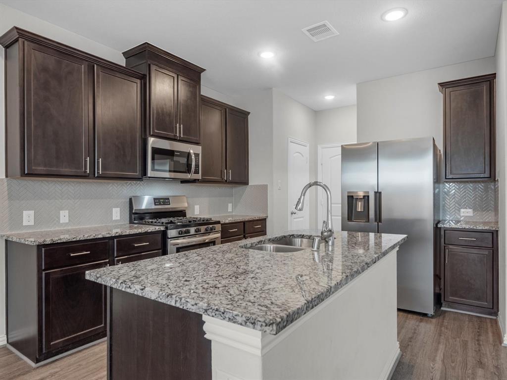 7115 S Elgin Street, Pearland, Texas image 16