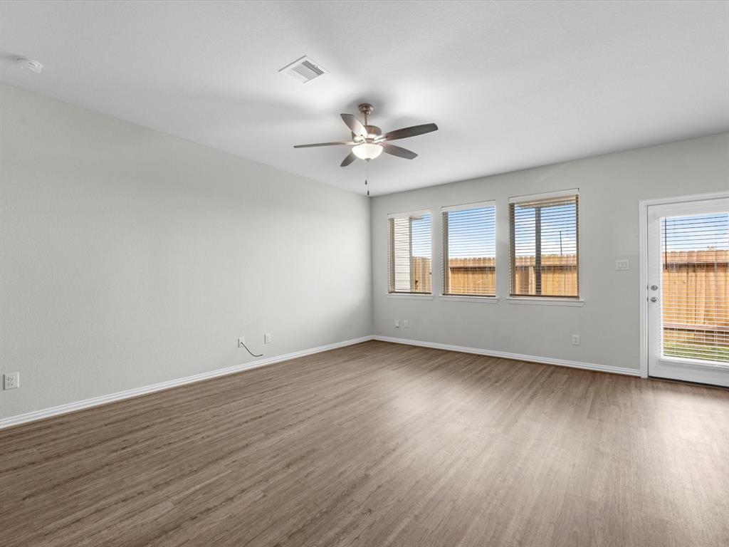 7115 S Elgin Street, Pearland, Texas image 9