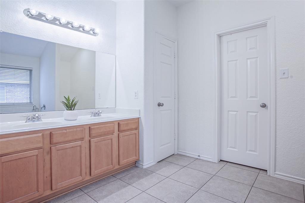 38 N Star Ridge Circle, The Woodlands, Texas image 22