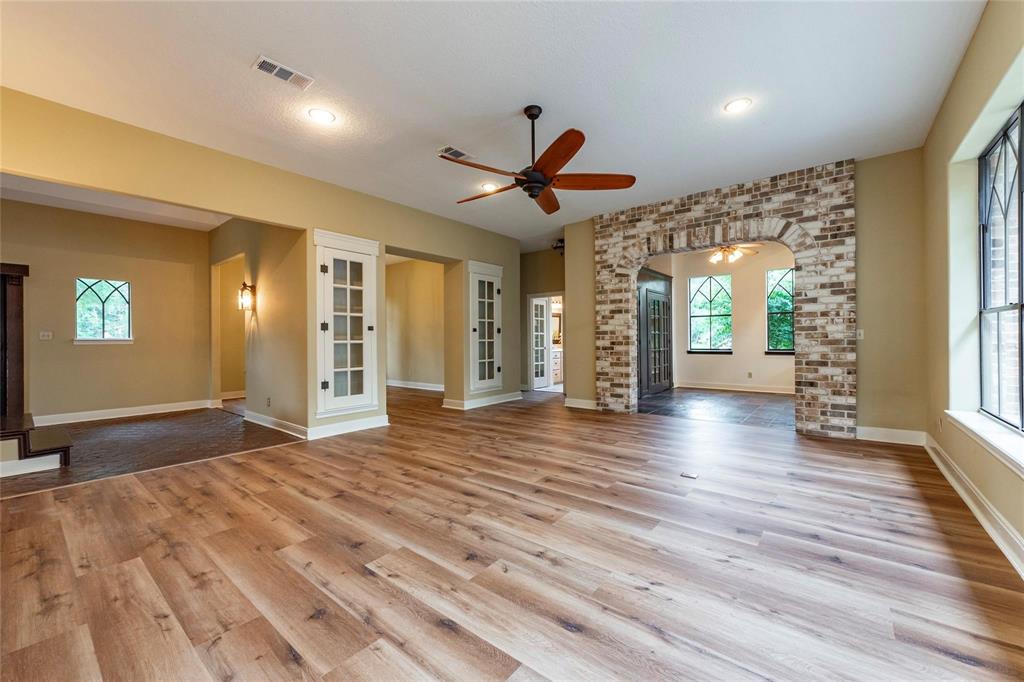 2209 Oak Drive, Dickinson, Texas image 16