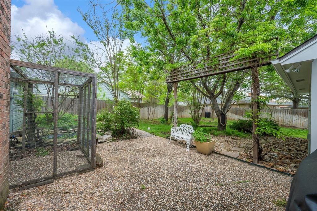 8705 Driftwood Drive, College Station, Texas image 16