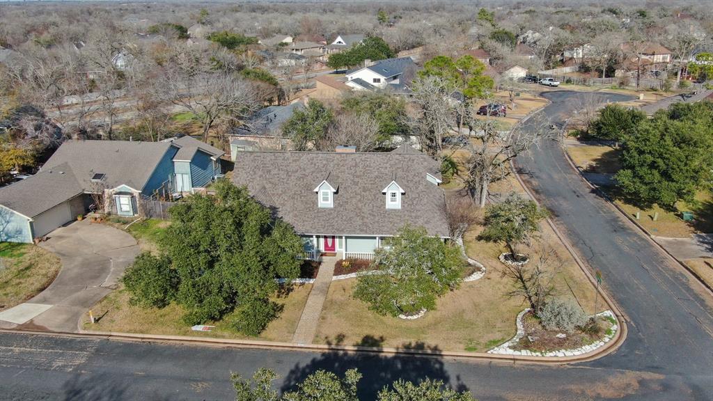 8705 Driftwood Drive, College Station, Texas image 37