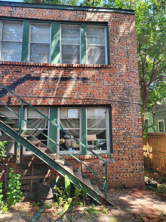 1529 Welch Street