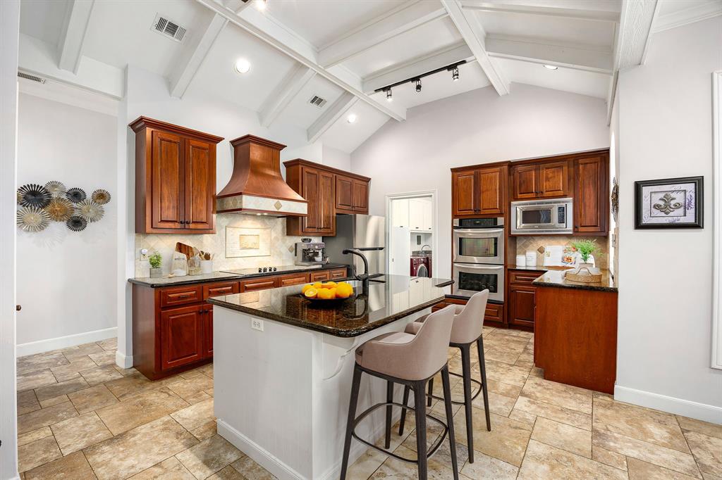 1410 Foster Meadow Drive, Richmond, Texas image 11