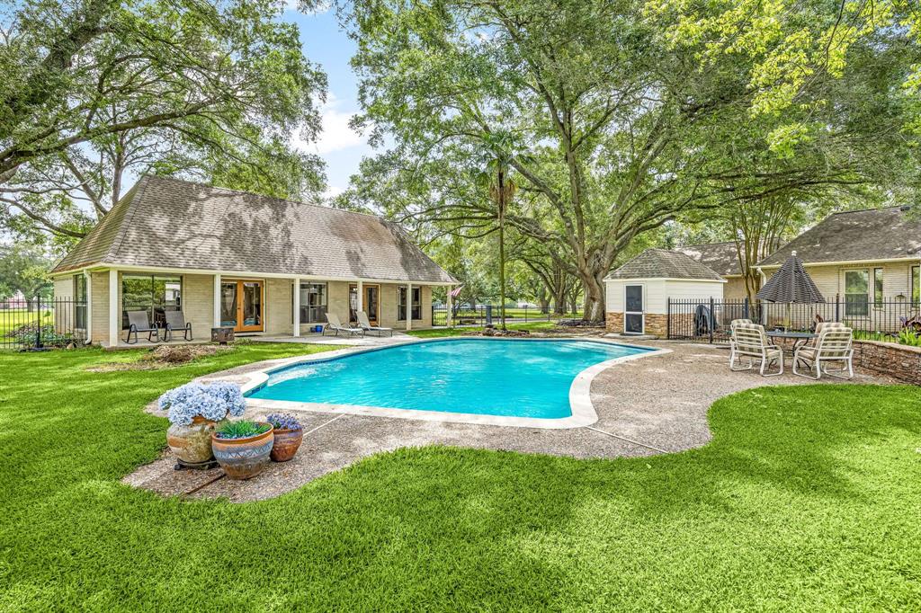 1410 Foster Meadow Drive, Richmond, Texas image 3