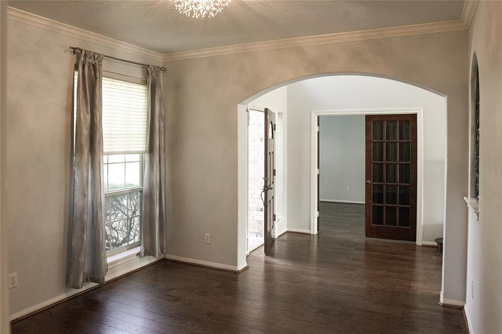 10234 Five Oaks Lane, Missouri City, Texas image 6