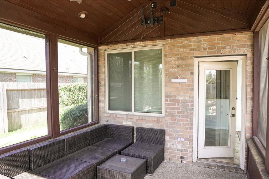 10234 Five Oaks Lane, Missouri City, Texas image 30